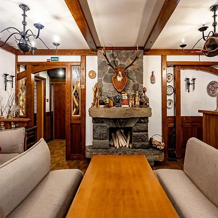 Deluxe Hotel Tatariv