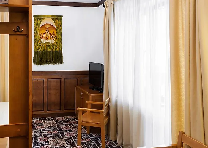 Deluxe Otel 2*