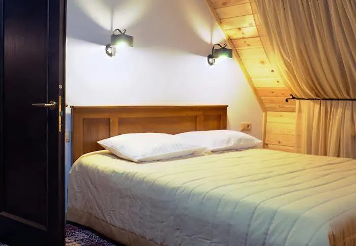 Otel Deluxe