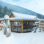 Deluxe 2* Татаров